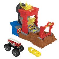 Hot Wheels Monster Truck Fire Crash Challenge [Mini automobilių žaidimų rinkinys] Komplekte 1 Monster Truck [4 metai ir vyresni] HNB90 red
