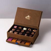 Šokoladinių saldainių rinkinys Godiva Grand Plus (GODIVA) (30 vienetų) black