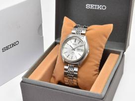 calendar 1972 Seiko Lord Matic Special 23 automatic winding manufactured by Kameido a timepiece from its mature Instantaneous change, 5206-6061,