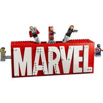 Lego Marvel Logo & Minifigures white