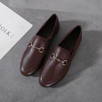 Tos pačios arklio sagties loafers, skirtas moteriškiems, britiško stiliaus vieno pedalo plokščiapadžiui mažiems odiniams batams, skirtiems dideliems dydžiams. 40 tamsiai ruda spalva