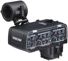 TASCAM XLR mikrofono adapteris veidrodiniams fotoaparatams Vaizdo garso įrašymas Interviu interviu Paskirstymo vaizdo gamyba CA-XLR2d-C (Canon rinkinys) juoda