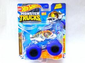 Unopened Hot Wheels Monster Truck Piranhaaaaaa SQ559 PIRAN-AHHHH blue