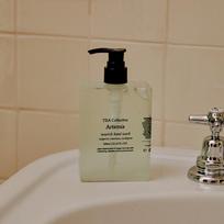 Tea Collective Nourish Hand Wash Artemis 280ml gray