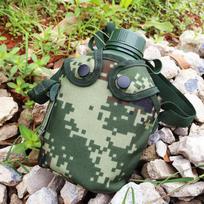 Miao Ang Outdoor Portable Aluminum Flat Water Bottle with Strap 1L black