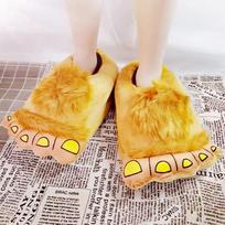 Juokingos medvilninės šlepetės su „Poop“ šypsenėle iki pusės piršto vyrams ir moterims – prieinamos poroms One size beige