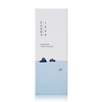 Round Lab Dokdo Cleanser 150ml white