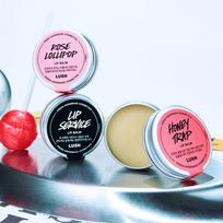 [Lush] Maitinamųjų ir kvapnių lūpų balzamų kolekcija (5 tipai) Honey Trap 12g black