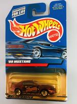 HOT WHEELS MUSTANG '99 red