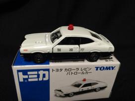 Tomica Aeon Special Toyota Corolla Levin Metropolitan Police Patrol Car Edition beige