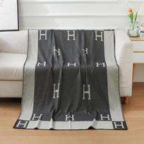 LISM Didelis H Visasezoninis poliesterio pledas gray