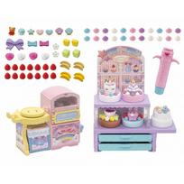 Takara Tomy Plastic Licca-chan Yumedeco Pastry Chef Pom Pom Whip Dress Up Play House Toy Ages 3+ white