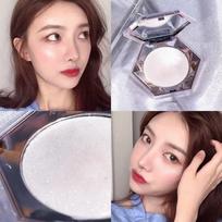 Highlighter Cream Pearl Highlighter Cream Pearl Highlight Stick Highlighter BLOWFISH FUGU, 1#Diamond White, 1 vnt. gray