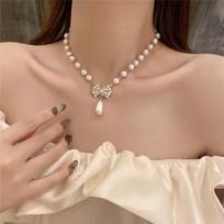 Minimalist Pearl Choker Necklace Women Dainty Pendant Unique Elegant Trendy Bone Chain Simple Modern brown