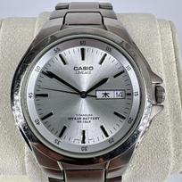 CASIO Quartz Watch, Day/Date Calendar, Titanium, Silver gray