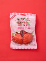 Giant Strawberry Shaped Marshmallow 70g 4ea white