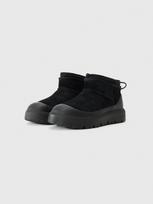 UGG Auliniai batai 'Cl Ultra Mini Weather Hybrid' juoda