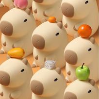 Capybara Rechargeable Night Light beige