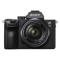 Sony a7 III be veidrodžio fotoaparatas su FE 28-70mm F3.5-5.6 OSS objektyvu juoda