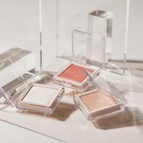 Glint Highlighter 3.8g, Dewey Moon, 1 piece gray