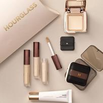 [Hourglass] GERIAUSIAS Veido Kelioninis Rinkinys (Makiažo pagrindas + Maskuoklis + Skaistalai) 3 tipai (Pasirinkite 1, Skaidrus maišelis nemokamai) Neutral (Birch) gray