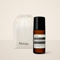 Pateikiamas oficialus Aesop medvilninis maišelis su žolelių dezodorantu, 50 ml black