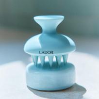 LADOR Galvos odos šampūno šepetėlis (Mėlyna) Scalp shampoo brush blue