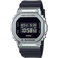 Casio Vyriškas G-SHOCK GM-5600U-1JF [G-SHOCK metalinis rėmelis GM-5600] kvadratinis juodas skaitmeninis laikrodis