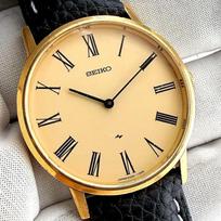 SEIKO Chariot Manual Winding Roman Numerals Gold Vintage Watch [Working Condition] 2220-0430 Men's/Women's/Unisex