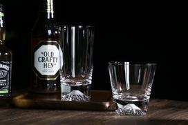 Tajima Glass Stiklas Edo Stiklas Mt. Fuji stiklinė su medine dėžute (aišku (be paviršiaus apdorojimo)) black