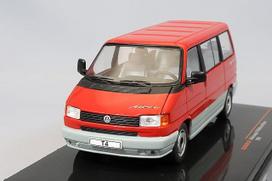 Ixo Volkswagen Transporter 1990 Raudonas 1/43 (T4) red