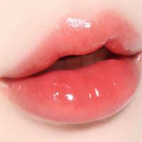 Wake Make Drėkinantis gelinis blizgis 13 SPALVŲ (Viena prekė / akcija) [Lip Oil] 06 Peony Fizz