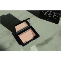 NAUJAS „Nars“ skaistalų produktas 4,8 g, „Orgasm“ white