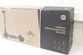 Išparduodama. Xiaomi Electric Scooter 4 Lite (2nd Gen) Xiaomi 3 mėn. USED AS DEMO MISSING INNER PACKAGING