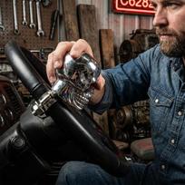 Metal Skull Head Steering Wheel Booster Power Handle Universal Car Truck Turning Spinner for Effortless Maneuvering gray
