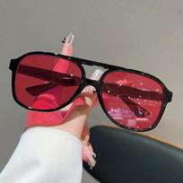 Retro kvadratinio rėmelio pilotiniai akiniai nuo saulės Retro prekės ženklo dizainerio Lauko UV400 Madingi varlės akių akiniai Klasikiniai vairavimo akiniai black