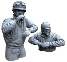 Royal Model WWII US Army Tank Crew Set On Alert 2 Figures Resin Kit RM1003 1/16 No.2 gray