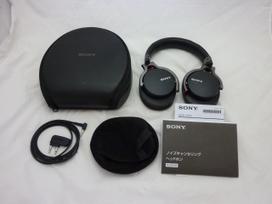 Sony MDR-1RNC Noise Cancelling Headphones for iPhone/iPod/iPad, Mic & Remote, AI Auto NC juoda