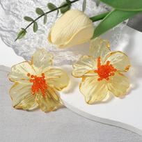 Exaggerated Colorful Acrylic Flower Stud Earrings for Women Transparent Floral Temperament Earrings Beach Jewelry Gift geltona