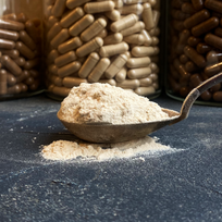 Ekologiški valgomųjų dantenių (Šitake) grybų milteliai : svoris - 50 g