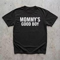 Madingas dovanų marškinėlis MOMMY's GOOD BOY T-shirt Tee Vyrams Moterims Medvilninis Vasarinis Per dydį Ironiškas Humoras Weirdcore Sarcastic Hilarious Funny Meme S white