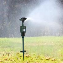 Water Jet Animal Repellent Repeller with Sprinkler Pigeon Deterrent Deer white