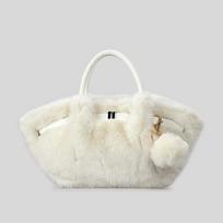 Cute Fluffy Dumpling Shape Handbag Women Soft Fuzzy Shoulder Bag With Chain Strap Winter Fashion Accessory White white