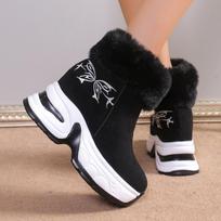Moteriški platūs zomšiniai sniego batai, su pliušiniu pamušalu, aukštį didinančios pusbačiai, europietiško stiliaus žieminiai ankle boots 43 juoda