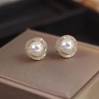 Twist Spiral Crystal Women's Pearl Stud Earrings Round Imitation Pearl Small Earrings for Girls Korean Ear Jewelry gray