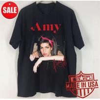 New Amy Winehouse In Car Gift For Fans Unisex S-5XL Shirt Unisex T-Shirt XXXL juoda