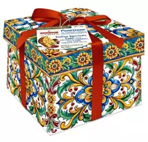 Panettone pyragas su tamsaus šokolado gabaliukais ir amarena vyšniomis, dežutėje, 1 kg
