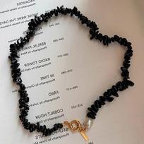 Black Irregular Baroque Pearl Choker Necklace With OT Toggle Clasp Natural Stone Beaded Jewelry For Women white