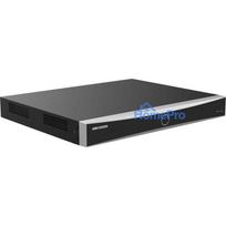 Hikvision IP recorder Hikvision DS-7616NXI-K2 / 16P / VPro