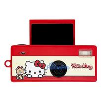 YASHICA Funtastic Keychain Mini Camera HELLO KITTY
